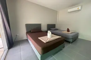 Davy Cottage Phuket - Image 2