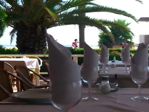 Malvarrosa Beach Rooms - Image 2