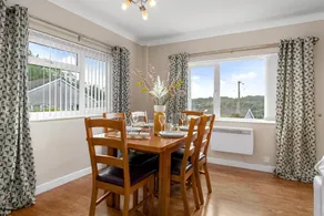 St Helens Apartment 1 - Short Walk to Beach - Image 3