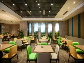 GreenTree Eastern Hotel Chongqing Jiefangbei Children's Hospital - Image 3