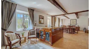 Olive tree garden villa with heated swimming pool and jacuzzi - Image 4