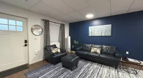 Birch Suite: 2 Bedroom, King Bed, Pour Over Coffee - Image 4