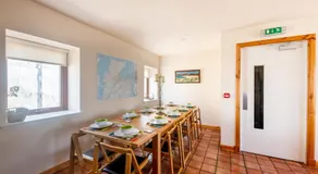 Spacious 6 bedroom property on a working fruit farm - Image 4