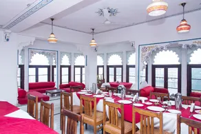 Hotel Pichola Haveli - Image 3