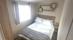 4 Bed 10 Berth Caravan Seawick Holiday Park - Image 5