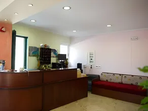 Kalias Hotel - Image 2