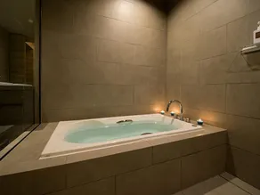 Aspect Luxury Apartments by H2 Life - Image 5