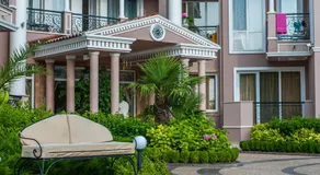 Izida Palace Apartments - Image 5