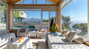 Villa Mountain Crest Kasauli with Treehouse , Sundeck & Breakfast - Image 2