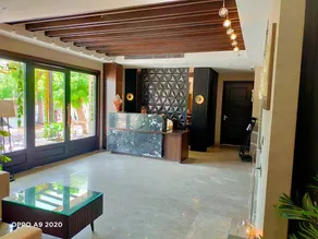 Hotel Cloud 9 - Image 2