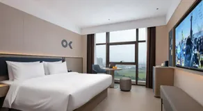 Huanman Hotel - Image 2