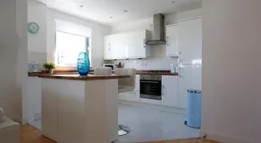 Edinburgh Waterfront Apartments - Image 5