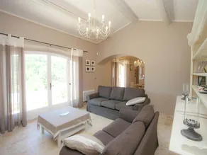 Villa i Provence med Infinity Pool - Image 2