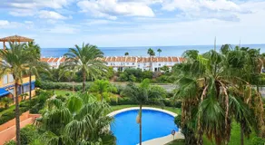 Beautiful sea views duplex penthouse in Manilva - Image 2