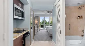 Stunning Studio Apartment Sited The Ritz Carlton - Image 3