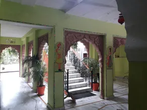 Hotel Paramount Palace - Image 3
