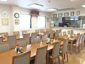 Iho Business Inn - Image 4