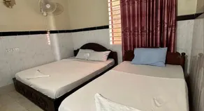 Mohaleap Shanghai Guest House - Image 4