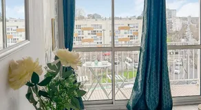 Lumineux avec balcon & confort familial - Image 2