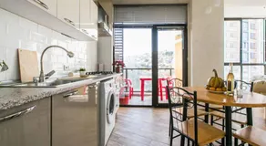 3 Bedroom 2 Bathroom Apartment - Image 3