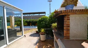 Exquisita villa totalmente equipada con piscina privada, jardín y terraza - Image 5