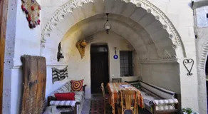 Kismet Cave House - Image 3