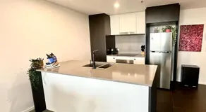Lake Views Belconnen apartment with 2 bedrooms and sofa bed - Image 4