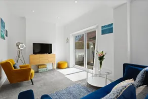 Captains Quarters - Image 2