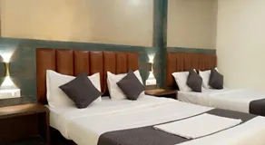 TRI HOTEL - Image 2