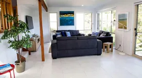 Blissful Stay Moments From the Beach - Image 3