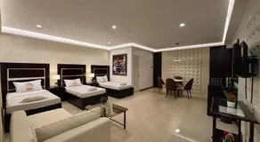 Road Haus The Manny Pacquiao Hotel - Image 2