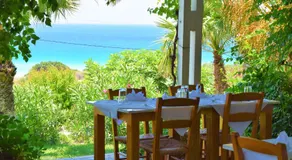 Hotel Plakures - Image 4
