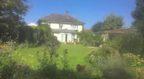 Silver Lodge Guest House - Image 5
