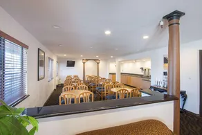 Motel 6 Stockton - Image 3