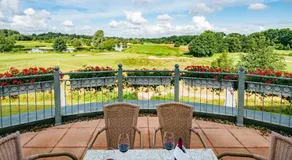 Castello Apartments - Image 2