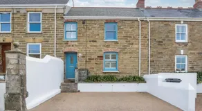 Beach Lovers Paradise in Portreath - With Sea Views & Log Burner just 100m from beach - Image 5