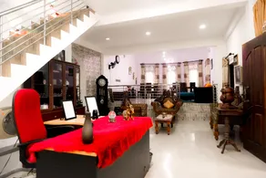 White Win Villa - Image 2