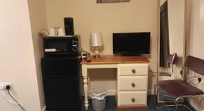 Kings Arms Guest House Ebbw Vale - Image 3