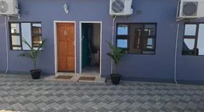 Cosy Cottage Apartments Block 9 - Image 3