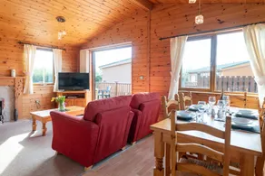 8 Ocean View Lodge - 3 Bed-Sleeps 6-TJS8OV - Image 2