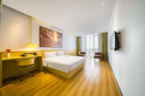 IU Hotel Suzhou Dusu Lake Yueliangwan Metro Station - Image 2