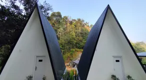 AURACREST HAVEN A-Frame Cottages and Deluxe Rooms - Image 2