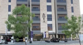 Luxury apartment with smart entrance, three bedrooms, Suz Residence - Image 4