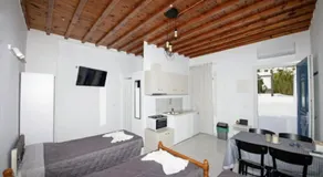 Karboni Hotel - Image 2