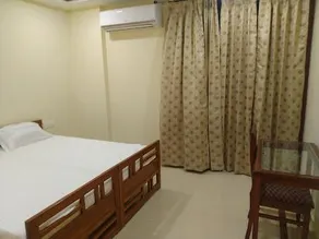 TOURIST INN - Image 4