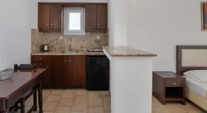 Elena Studios & Suites - Image 5