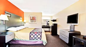 Super 8 by Wyndham Kissimmee/Maingate/Orlando Area - Image 2
