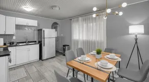 Modern 3BR Home Quiet Area Family Friendly - Image 3