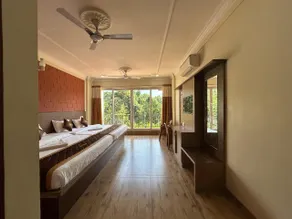 HOTEL PARIJATHA Inn - Image 5