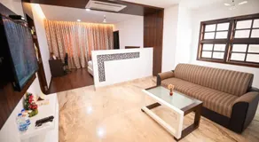 Chola Serviced Apartment - Image 2
